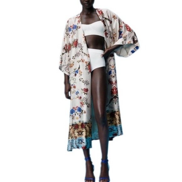 Zara Jackets & Blazers - ZARA Printed Kimono Italian Fabric Floral New XS S